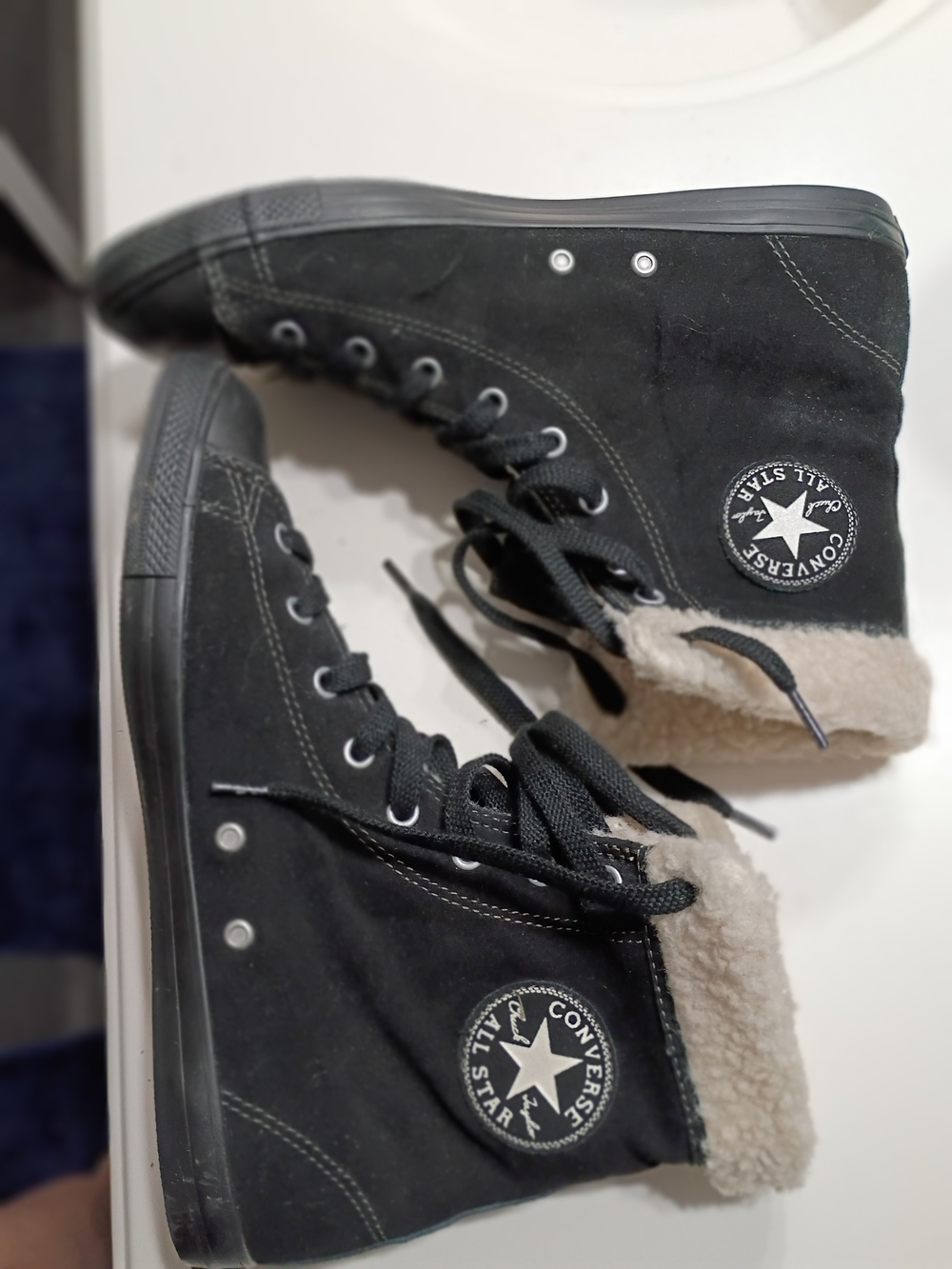 Converse All Star Women's Black High-Top Sneakers with Sherpa Lining